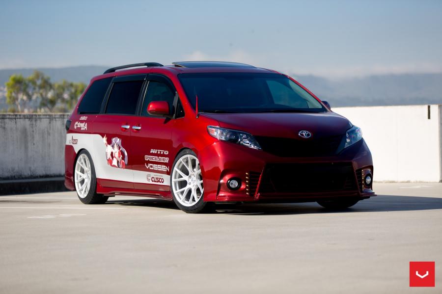 Toyota Sienna by Vossen on Vossen Wheels (VFS6) '2017